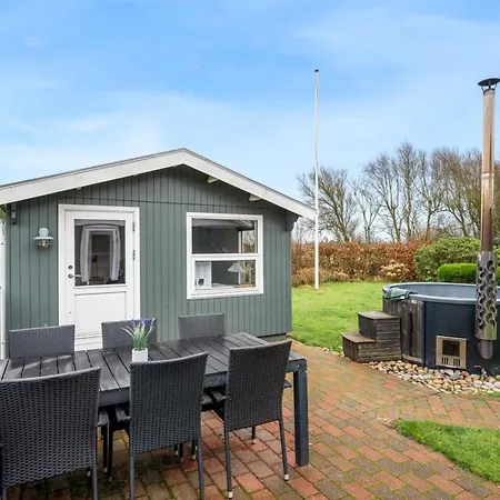 Casa vacanze Lutz - 750m To The Inlet By Interhome